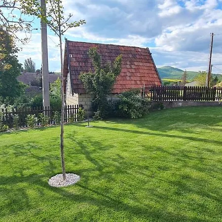 Pincedombi * Cserepfalu